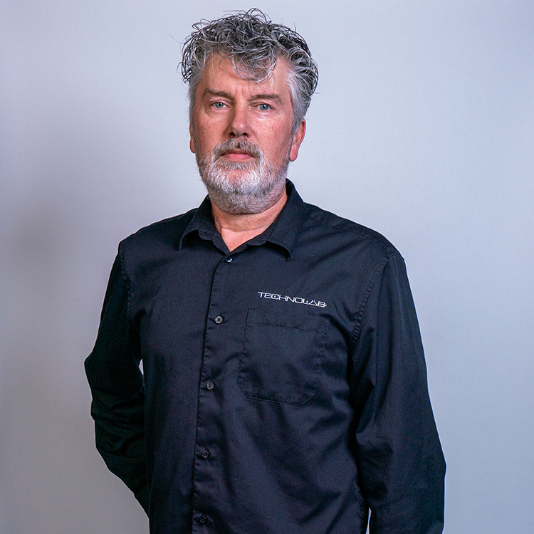 RENÉ VAN WEEDE Technische Buitendienst